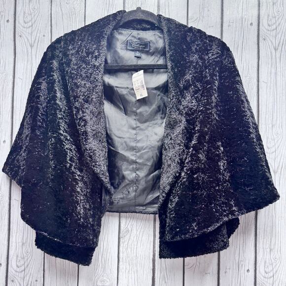 NWT Dress Barn Faux Fur Shawl Size XLg - Picture 1 of 2